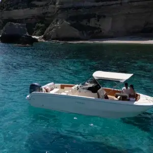 Invictus FX240 - Fidji